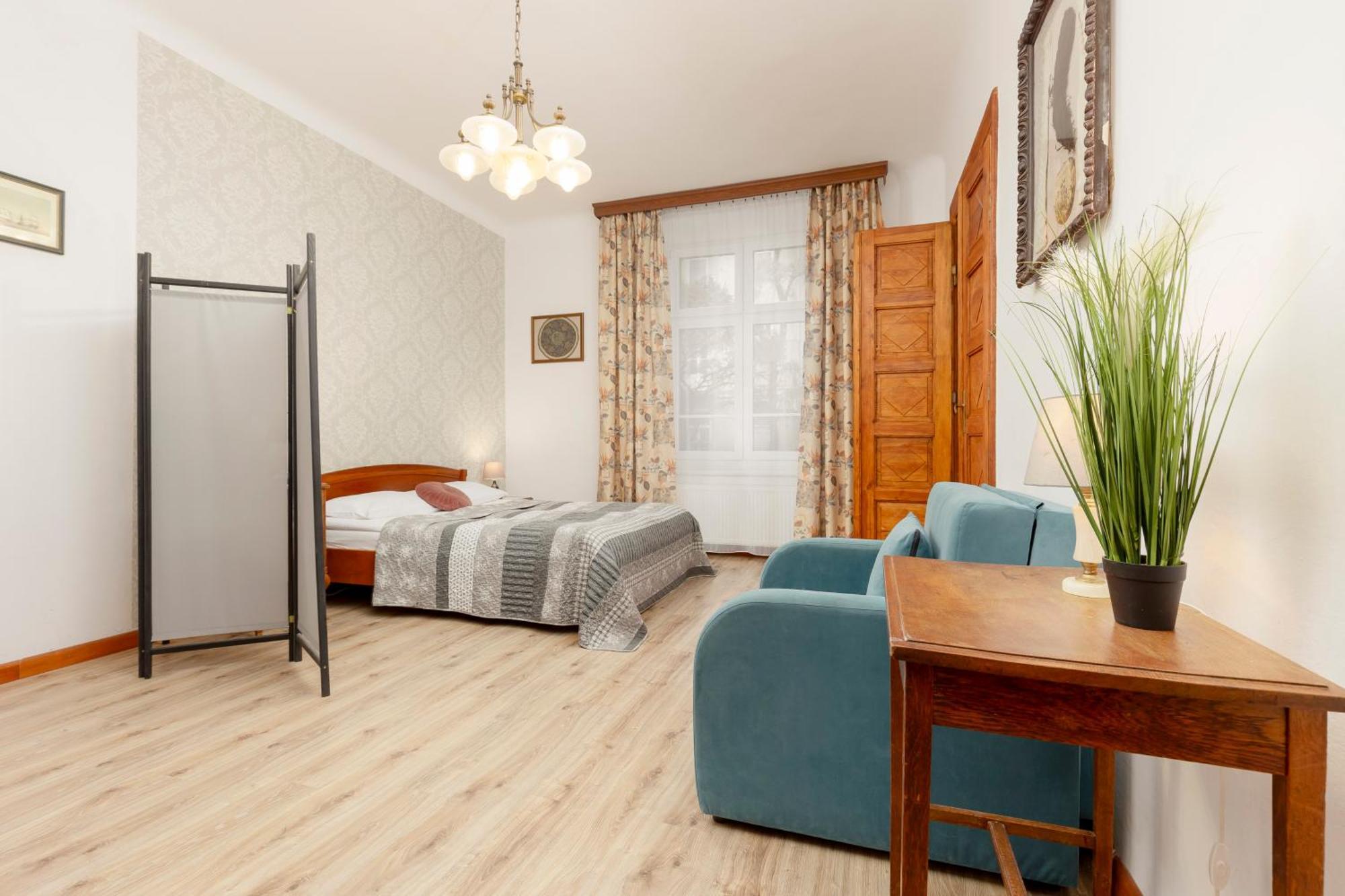 Butas Vintage Praga By Renters Warsaw